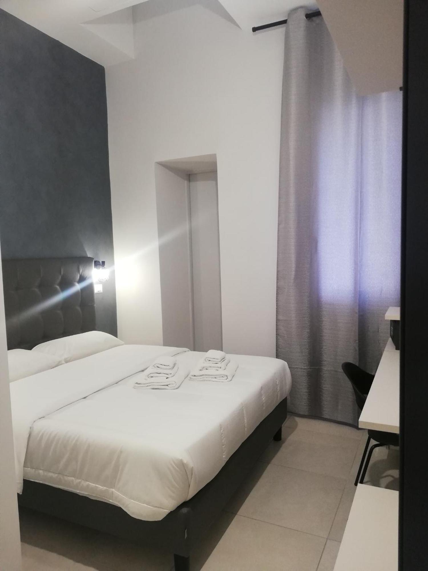 Angi Home Рим Екстериор снимка