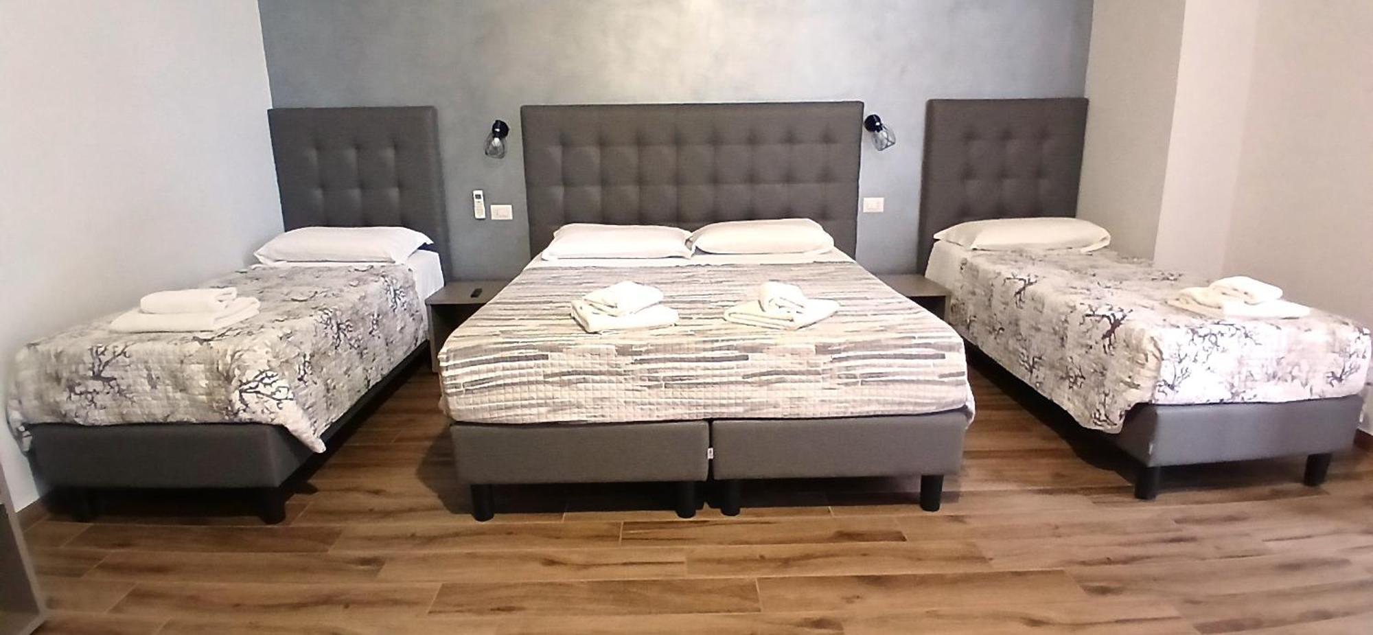 Angi Home Рим Екстериор снимка