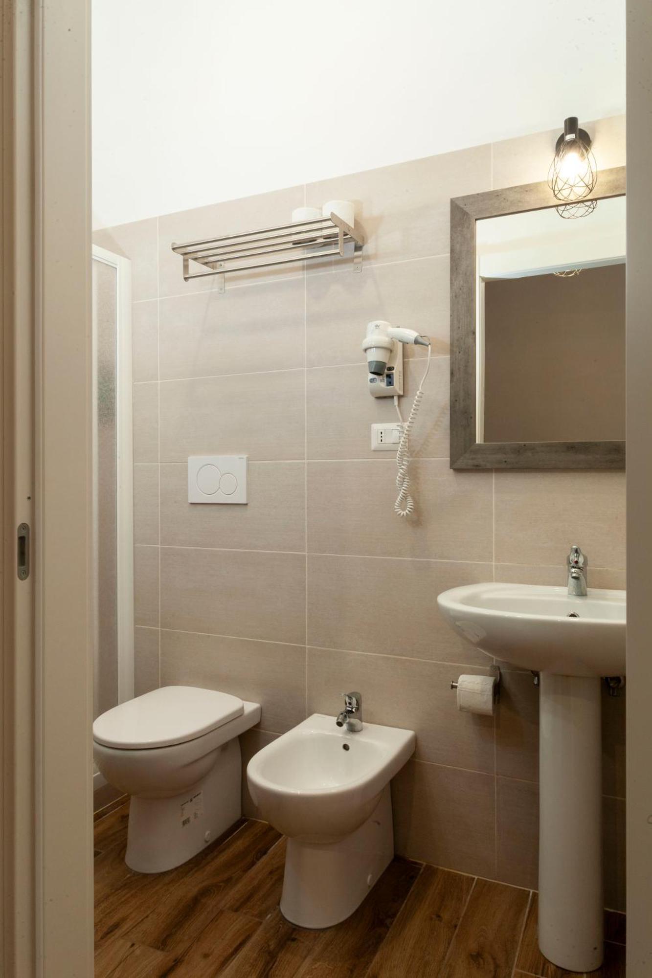 Angi Home Рим Екстериор снимка